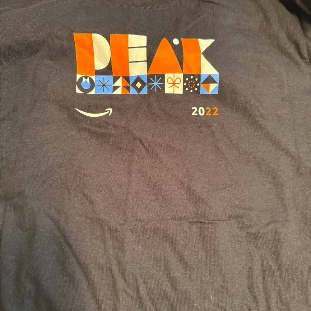 Amazon Black Peak New employee T-Shirt - Picture 2 of 2